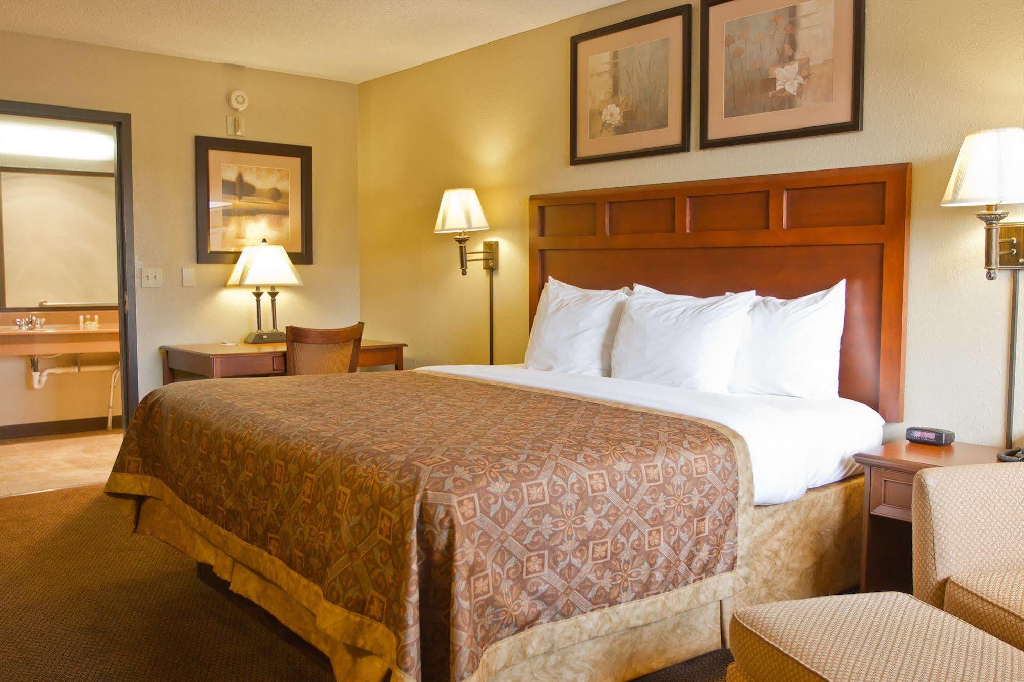 กรีนสเตย์ โฮเต็ล แอนด์ สวีท - เซนต์เจมส์ Hotel ภายนอก รูปภาพ